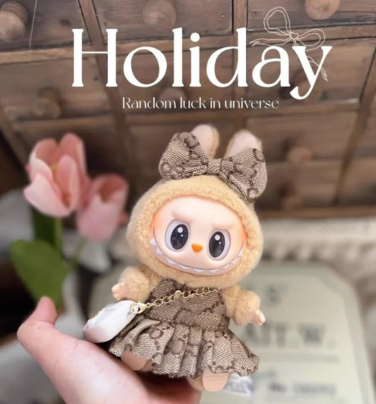 Labubu doll outfit set with beanie, logo-inspired shirt, and mini fanny bag – fits 17cm V1 V2 V3 dolls

